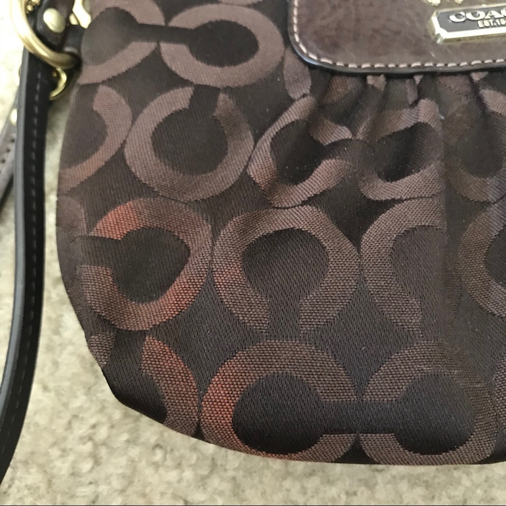 Coach wristlet - Picture 3 of 4